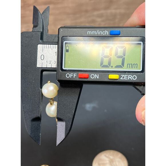 Cultured pearl dangle earrings in YG over sterling silver - Picture 8 of 11